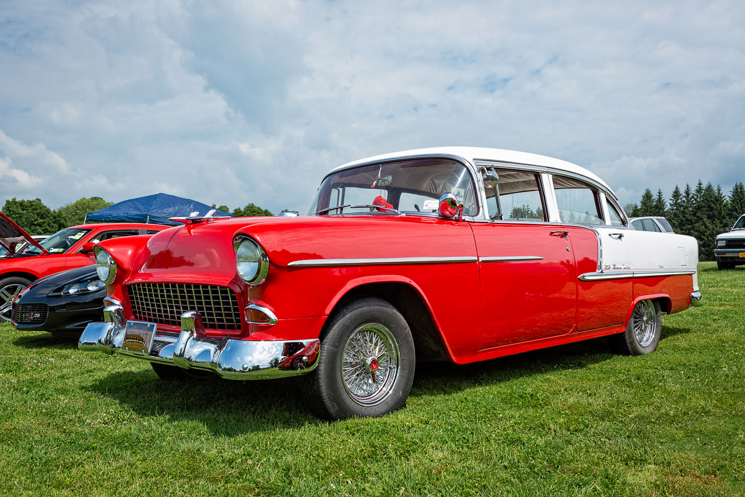 red 50s car